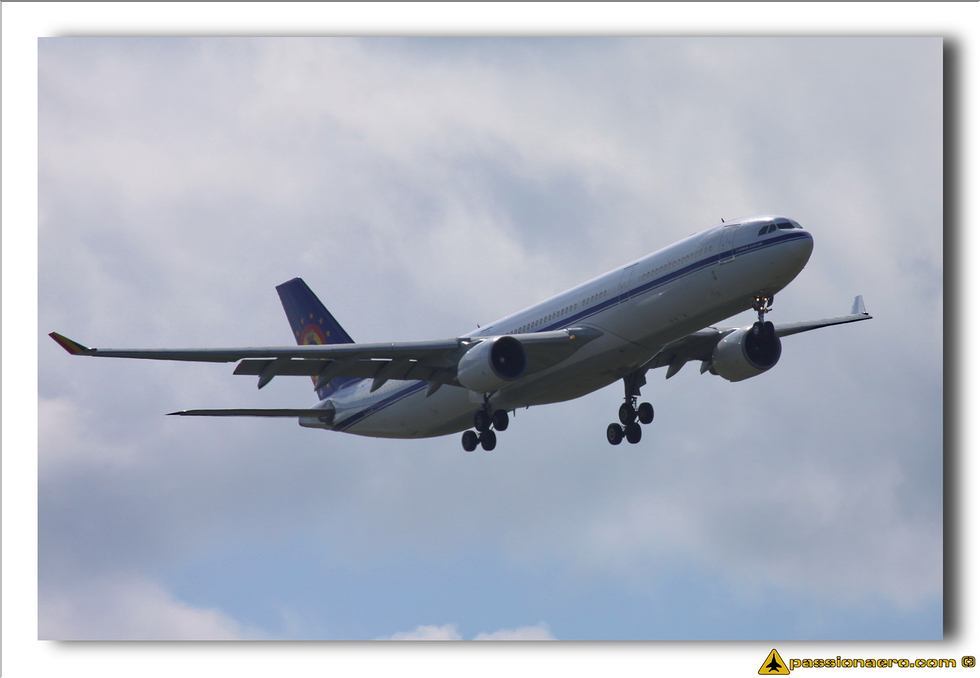 Airbus A330 - 16