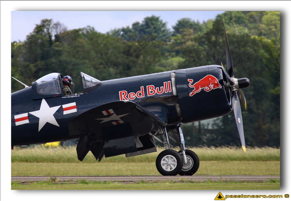 Vought F-4U4 Corsair - 14